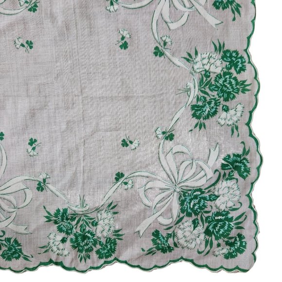 Vintage White and Green Floral Ribbons and Bows Hankie Scalloped Edges - Picture 2 of 6